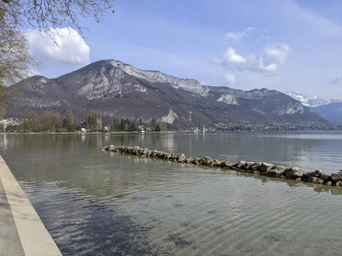 Azur Bleu 4 Etoiles Annecy Centre-Ville Et Lac Lumineux Exterior photo